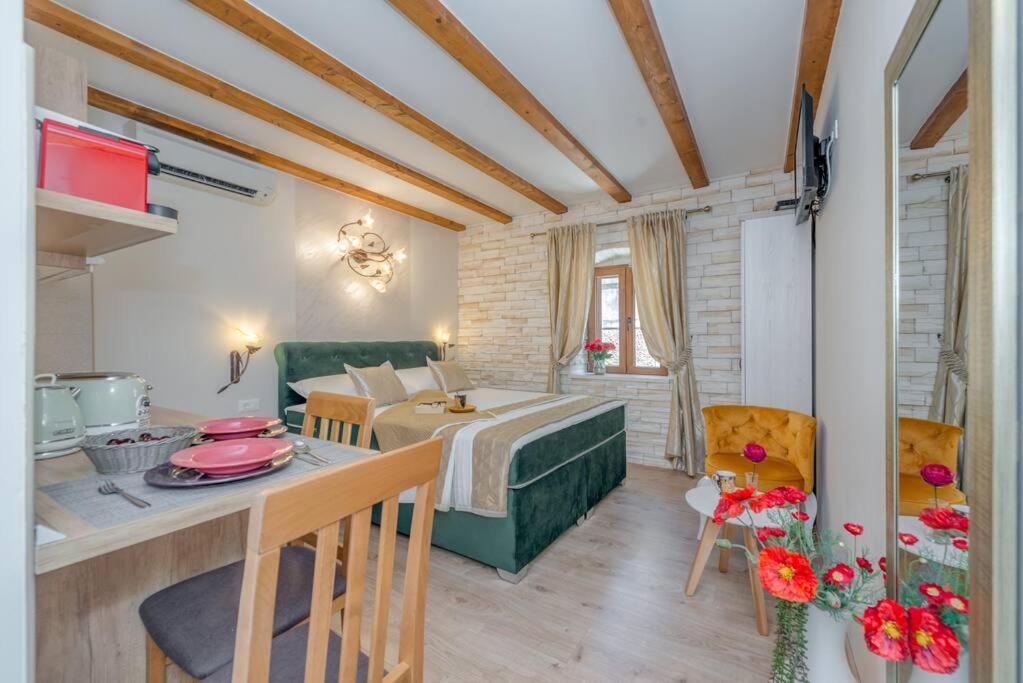 Diva 1,Stylish Old Town Studio Apartment Near Beach Split Ngoại thất bức ảnh