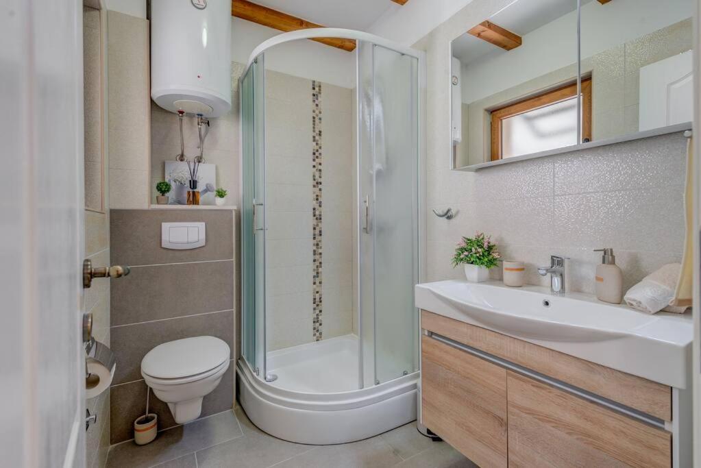 Diva 1,Stylish Old Town Studio Apartment Near Beach Split Ngoại thất bức ảnh