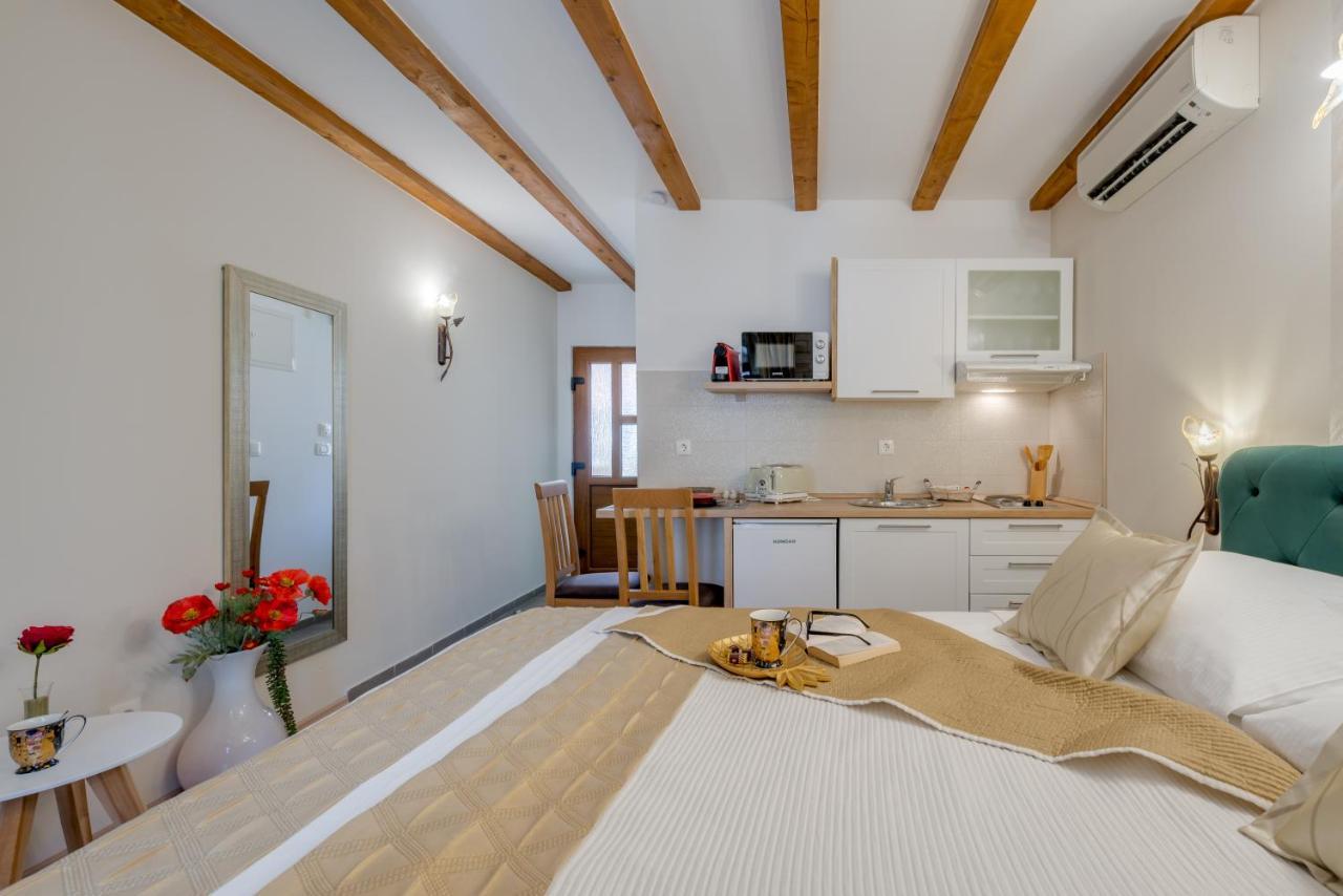 Diva 1,Stylish Old Town Studio Apartment Near Beach Split Ngoại thất bức ảnh